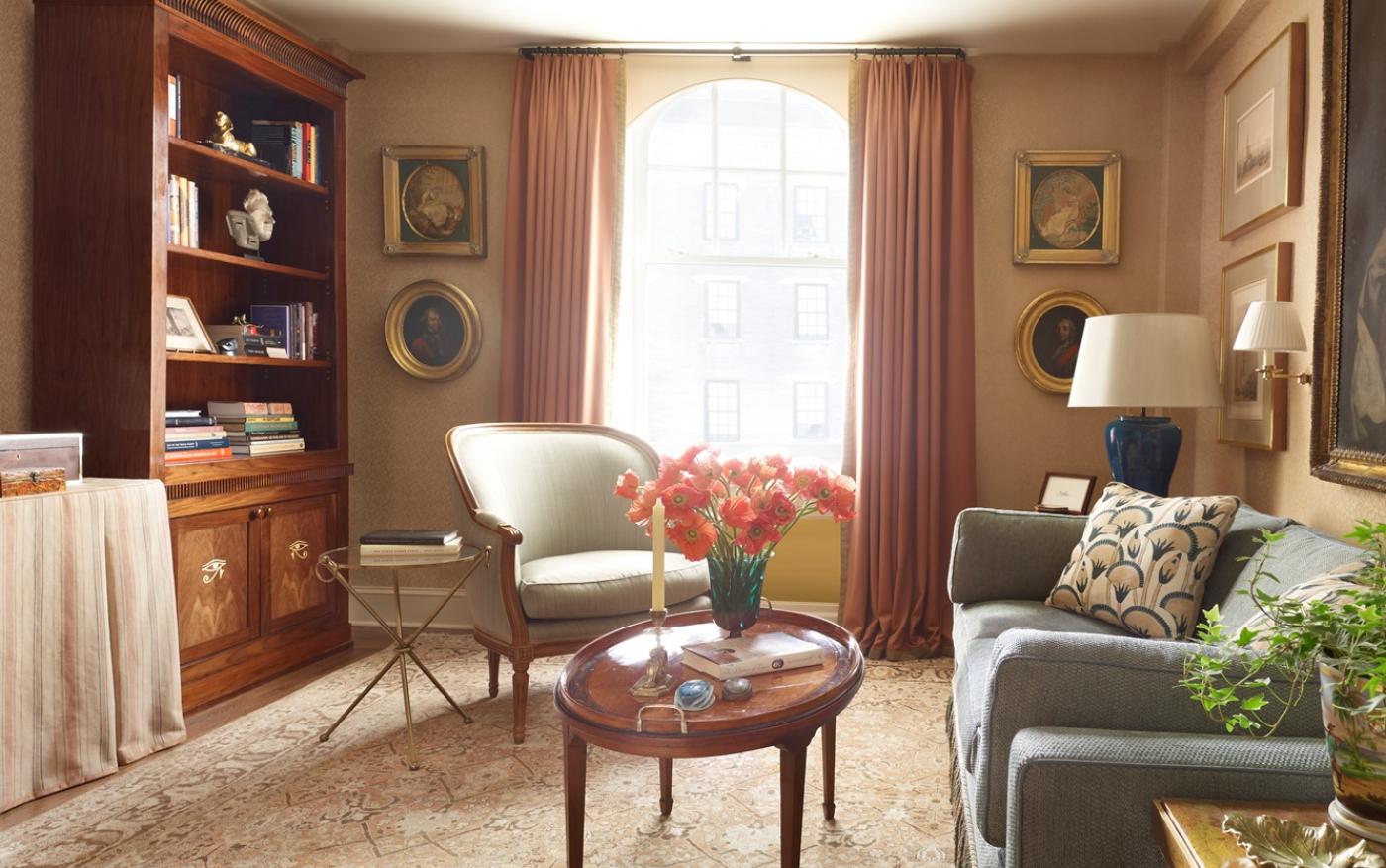 Richly Decorated Apartment by Jayne Design Studio